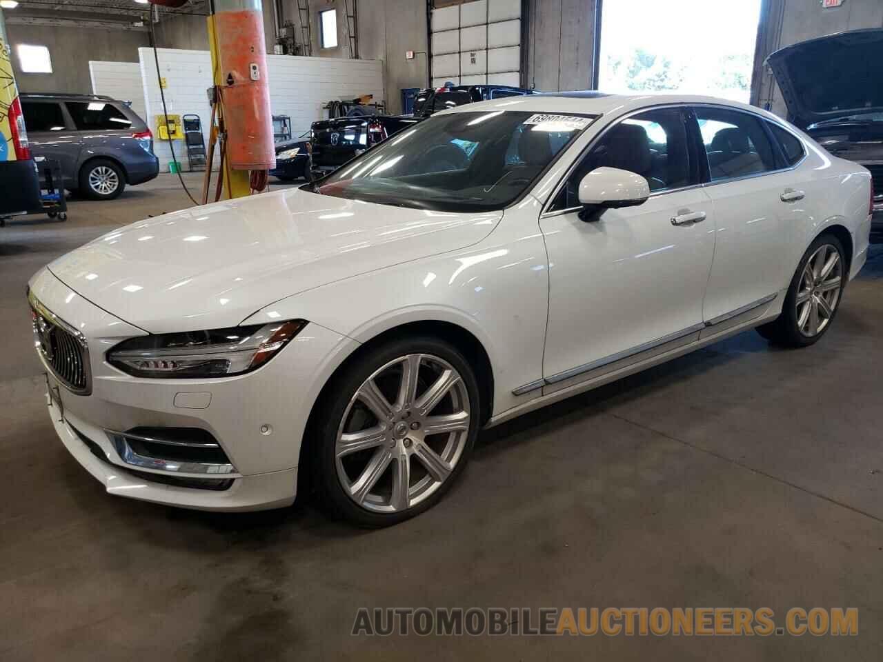 YV1A22ML0H1001695 VOLVO S90 2017