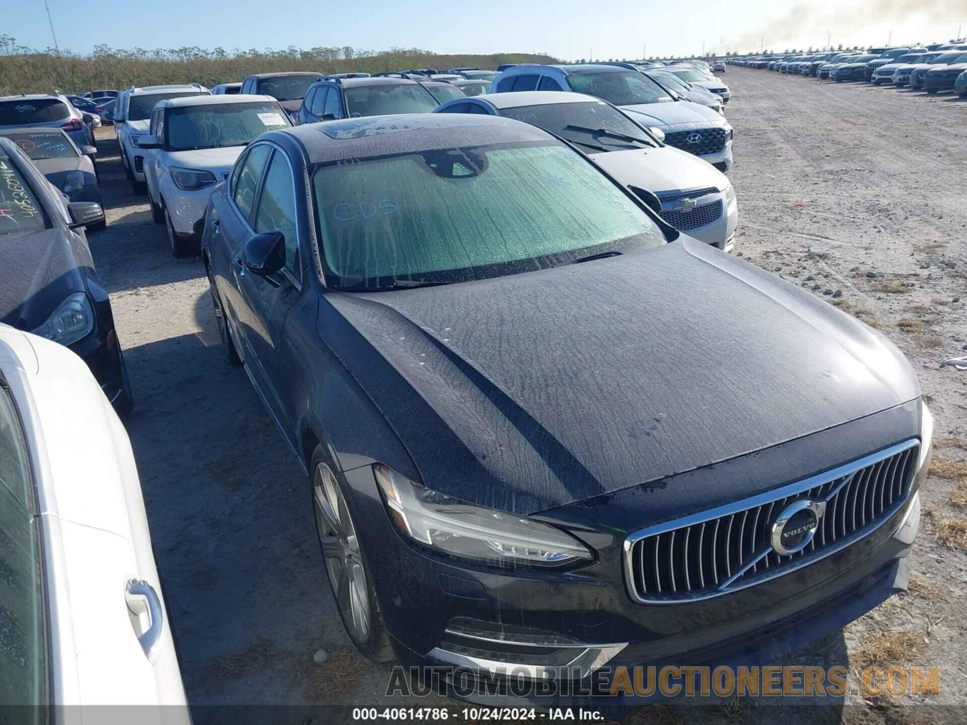 YV1A22ML8H1001668 VOLVO S90 2017