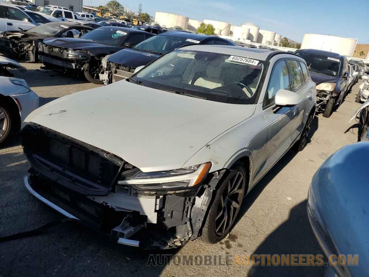 YV1A22SK6K2327772 VOLVO V60 2019