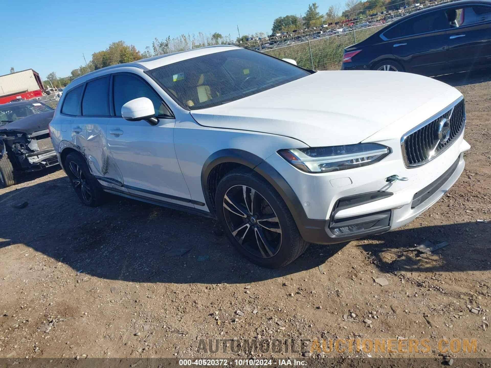 YV4102NK5J1017430 VOLVO V90 CROSS COUNTRY 2018