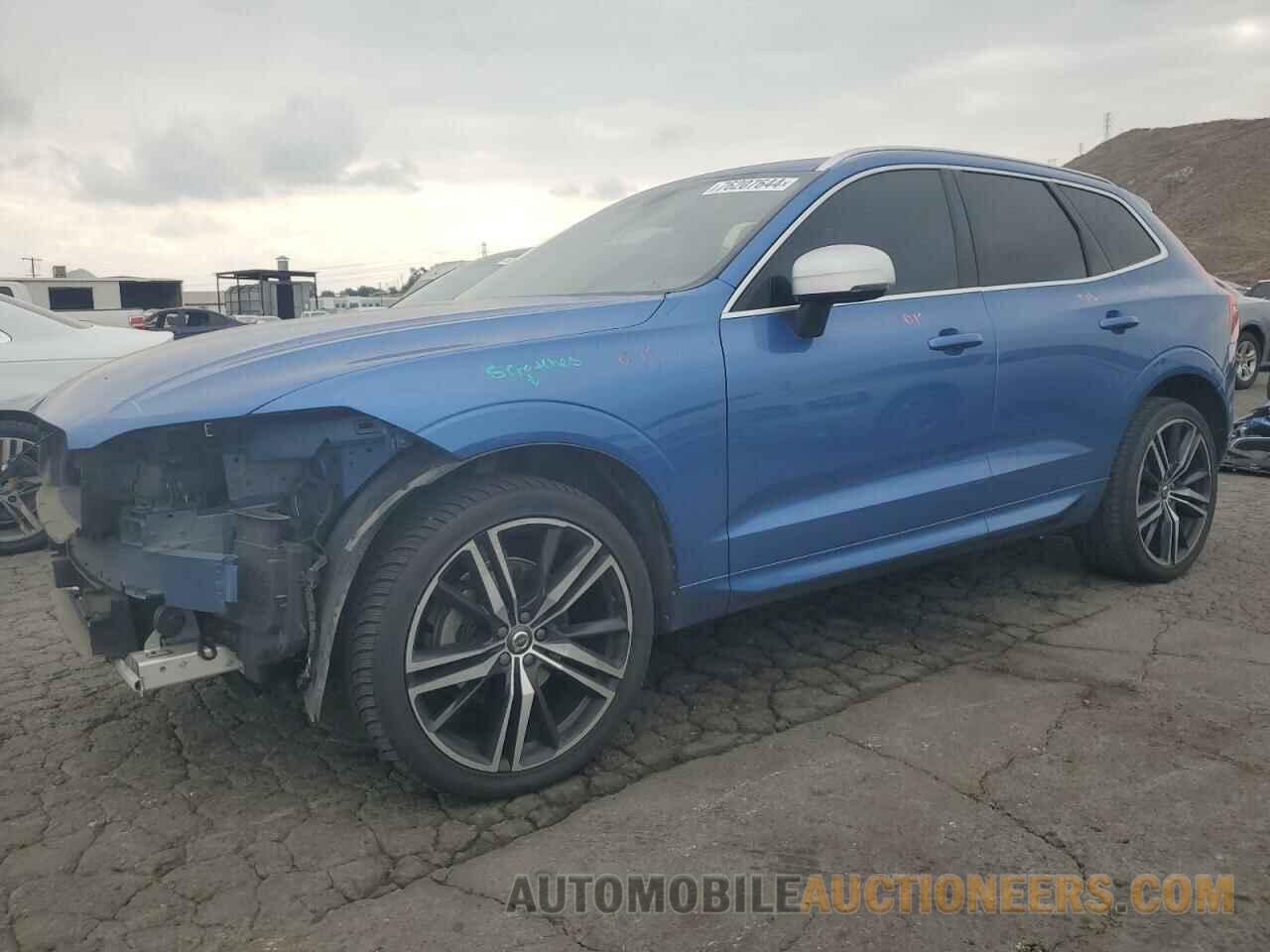 YV4102RM7J1029929 VOLVO XC60 2018