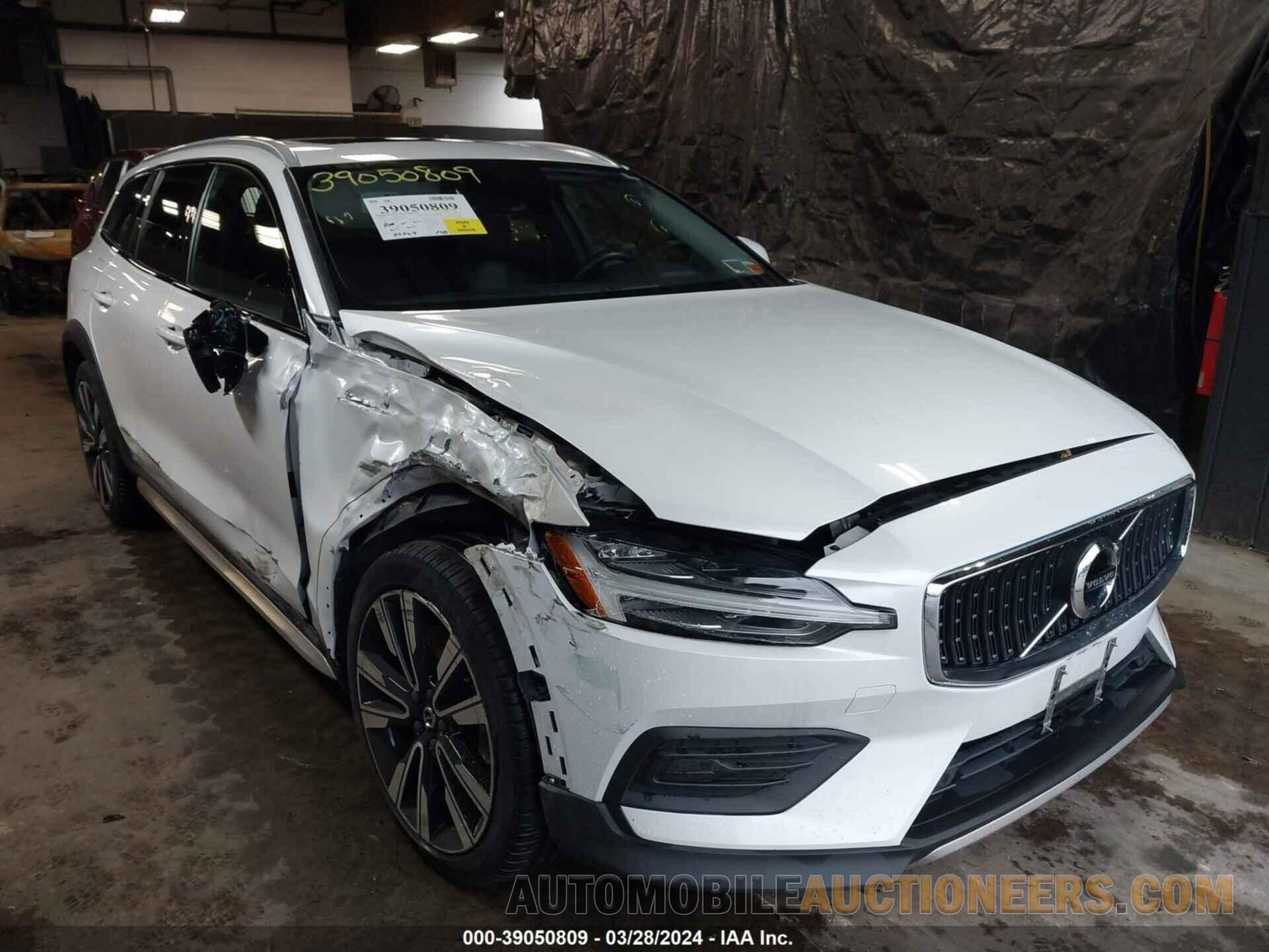 YV4102WK2L1045428 VOLVO V60 CROSS COUNTRY 2020