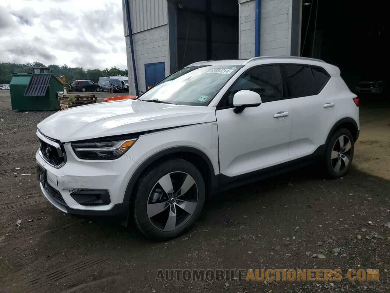 YV4162UK0M2508406 VOLVO XC40 2021