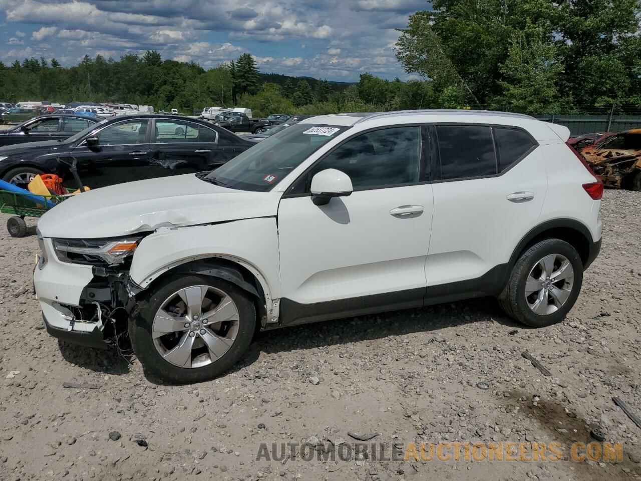 YV4162UK1K2137236 VOLVO XC40 2019