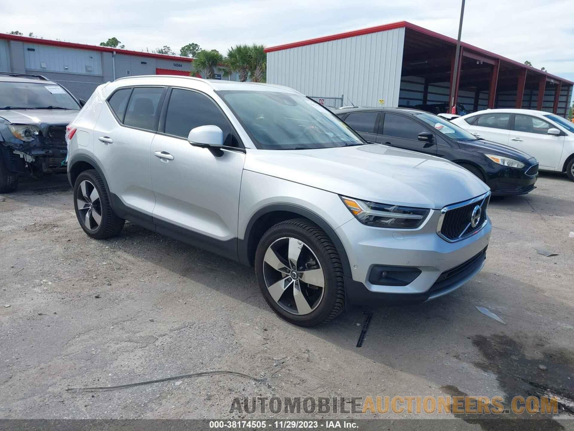 YV4162UK4K2146612 VOLVO XC40 2019