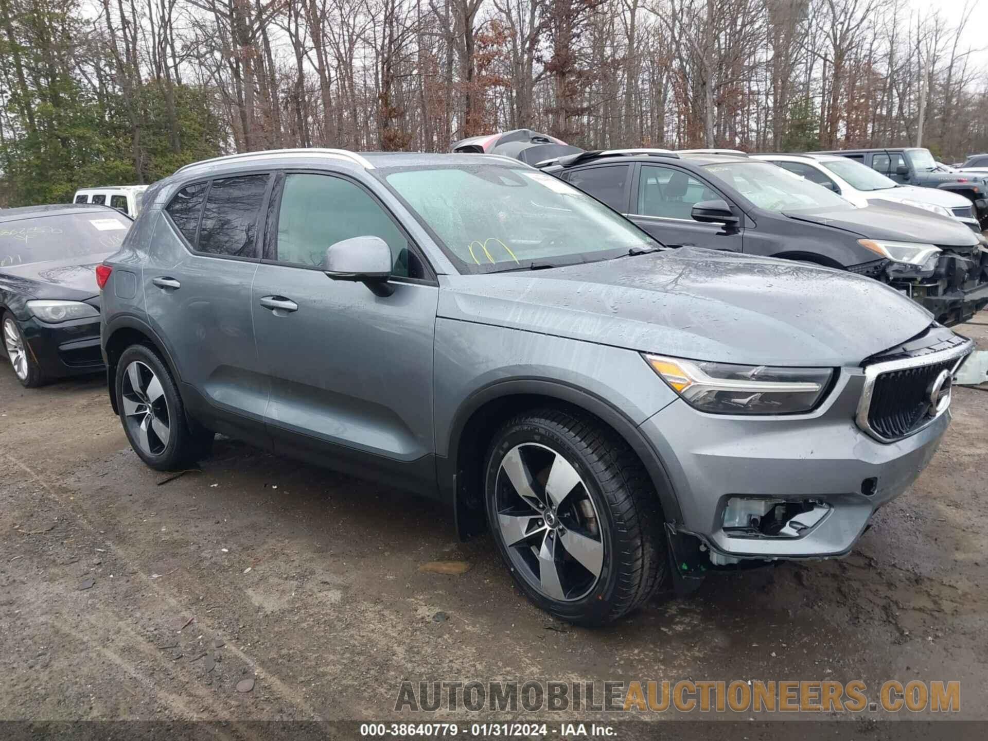 YV4162UK6K2049721 VOLVO XC40 2019