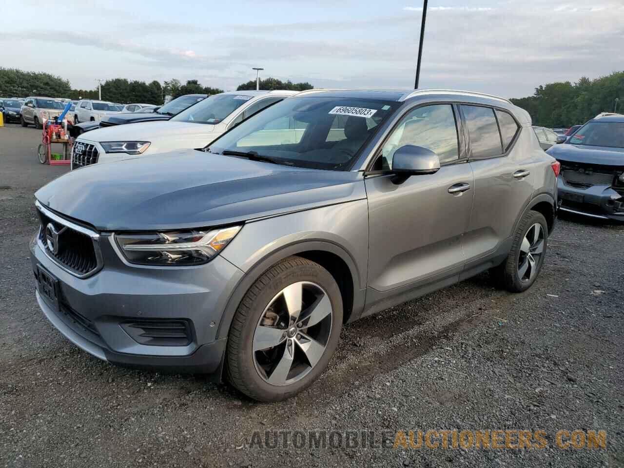 YV4162UK6K2060492 VOLVO XC40 2019