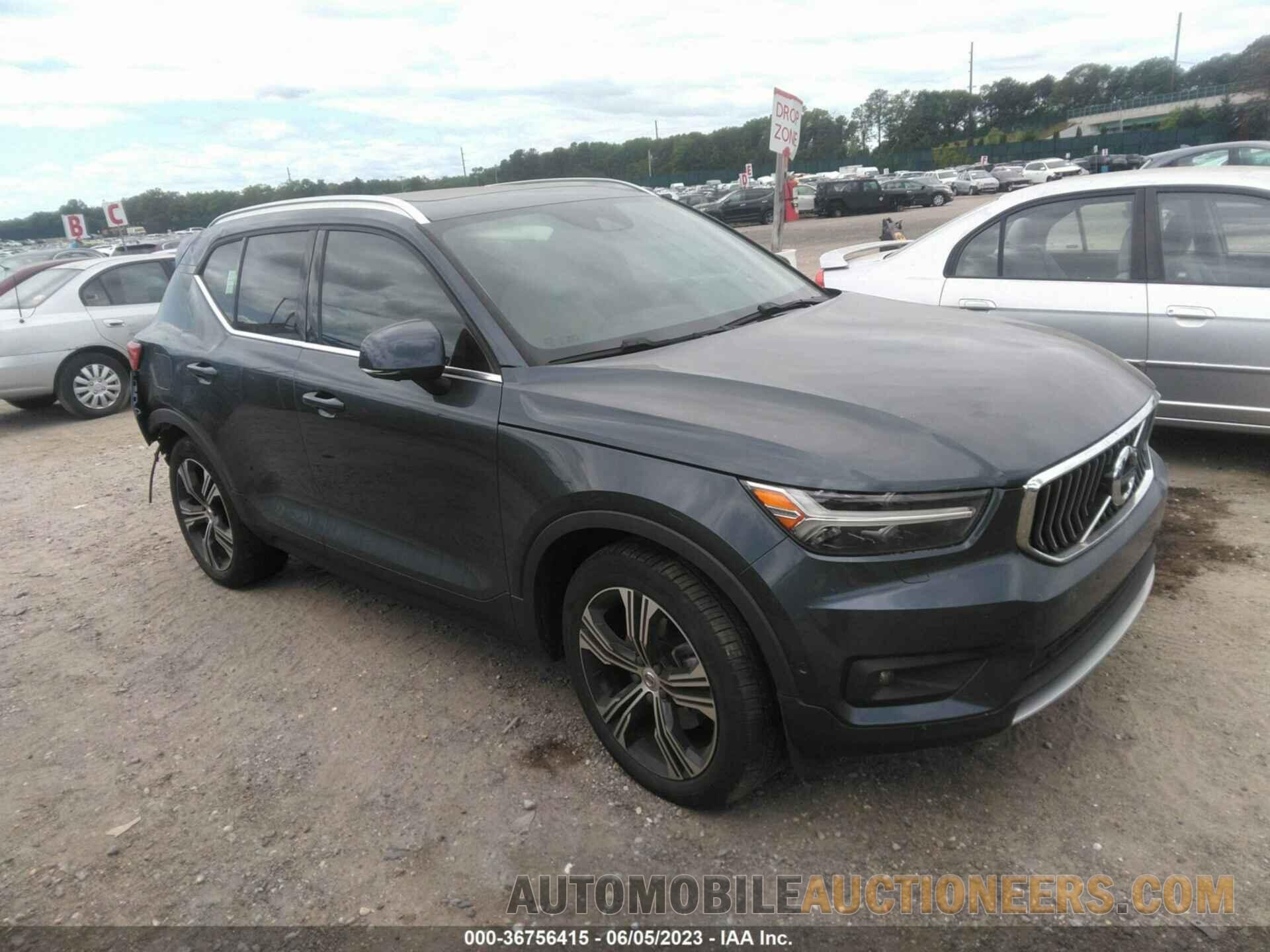 YV4162UL0M2454436 VOLVO XC40 2021