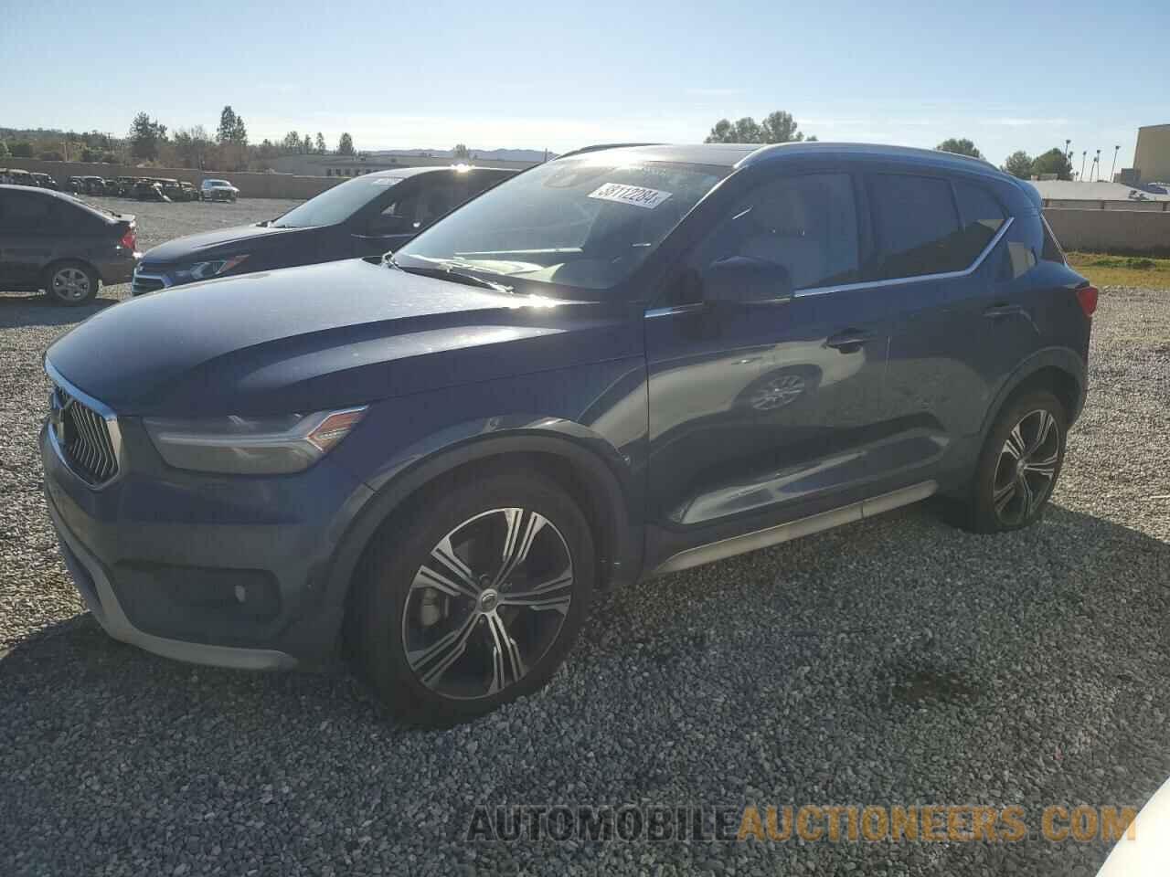 YV4162UL2K2074043 VOLVO XC40 2019