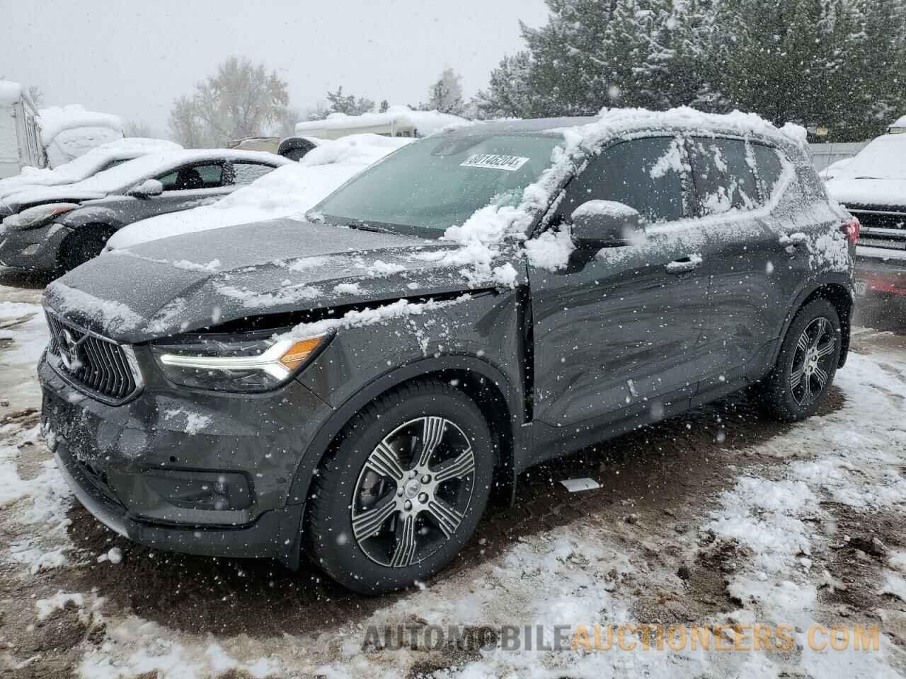 YV4162UL3K2106661 VOLVO XC40 2019