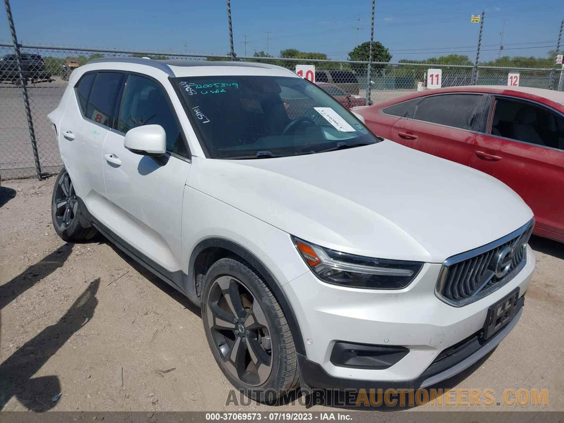 YV4162UL4K2104157 VOLVO XC40 2019