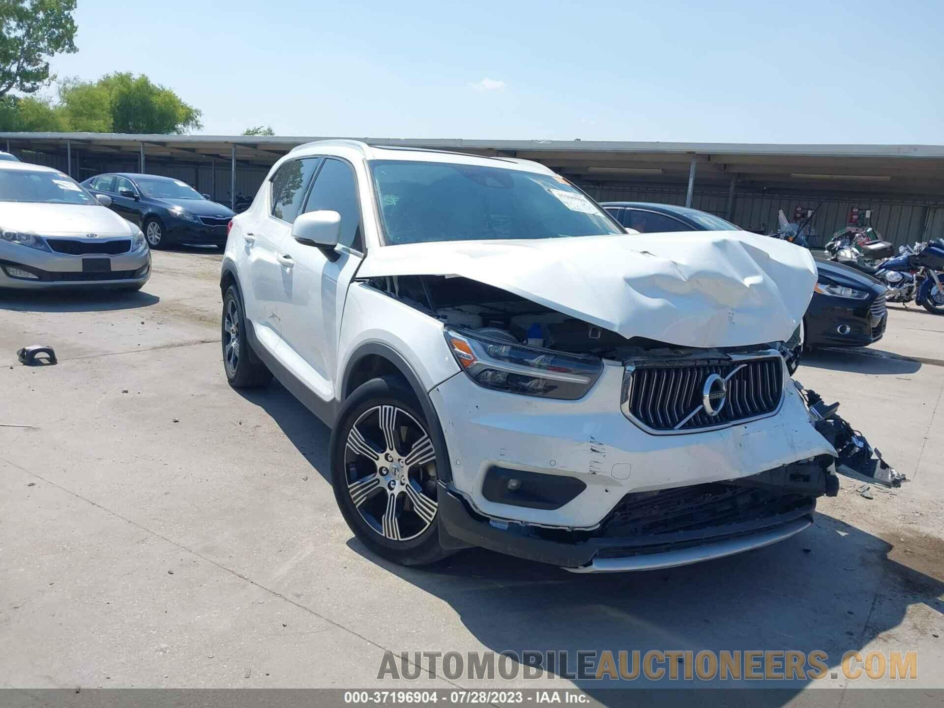 YV4162UL5K2076160 VOLVO XC40 2019