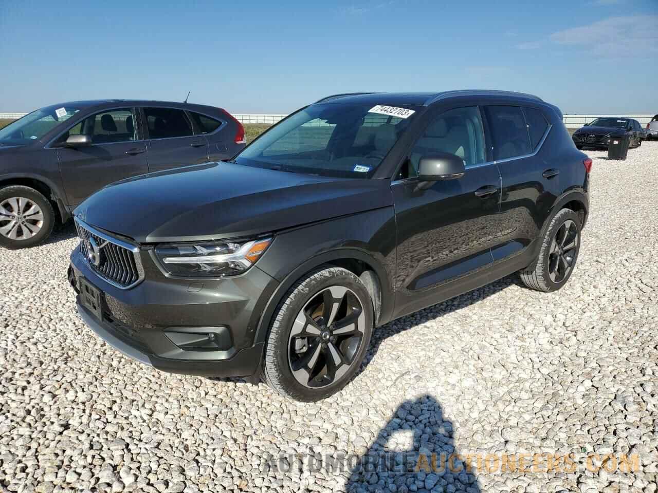 YV4162UL5K2077793 VOLVO XC40 2019