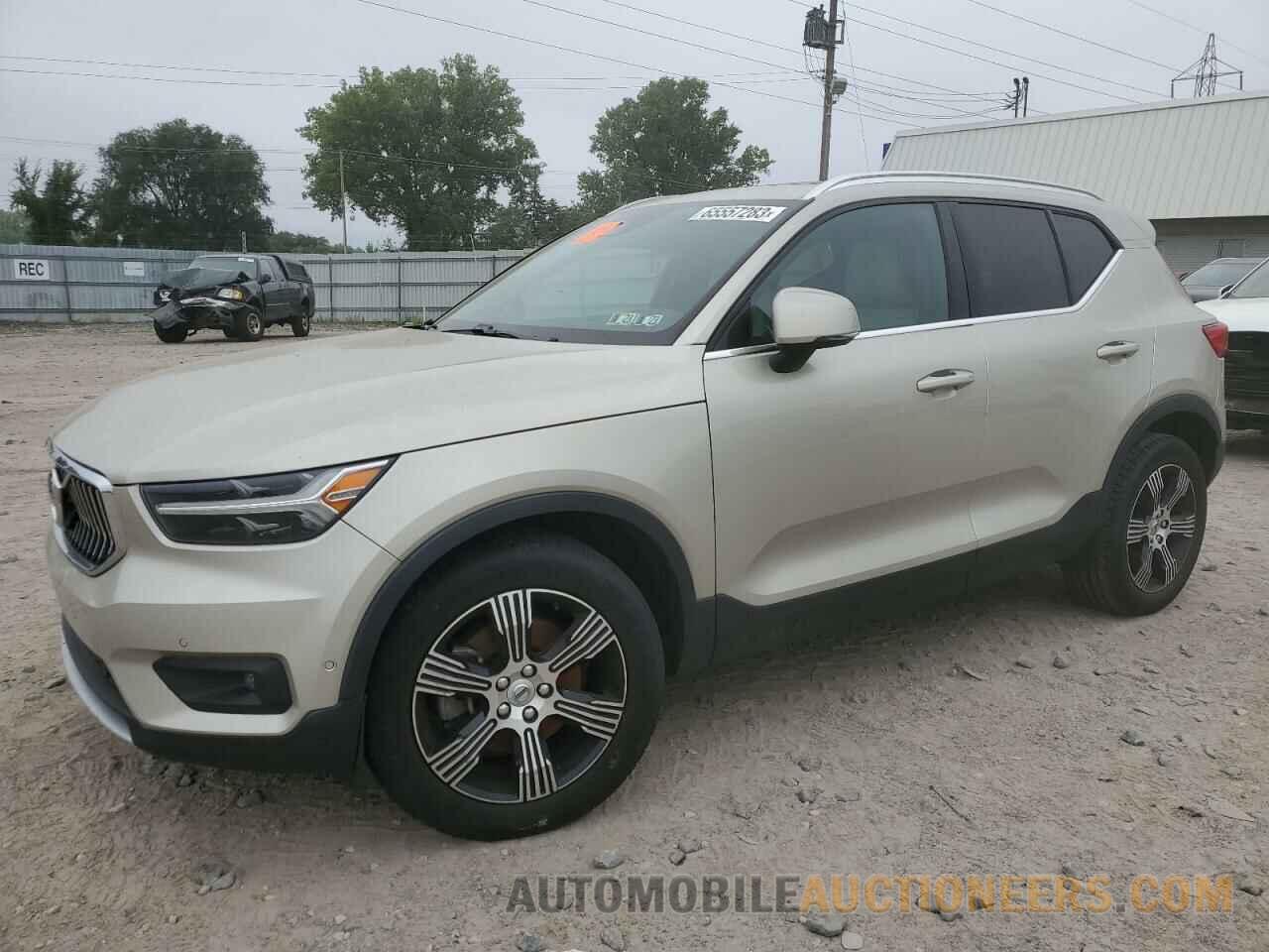 YV4162UL6K2111689 VOLVO XC40 2019