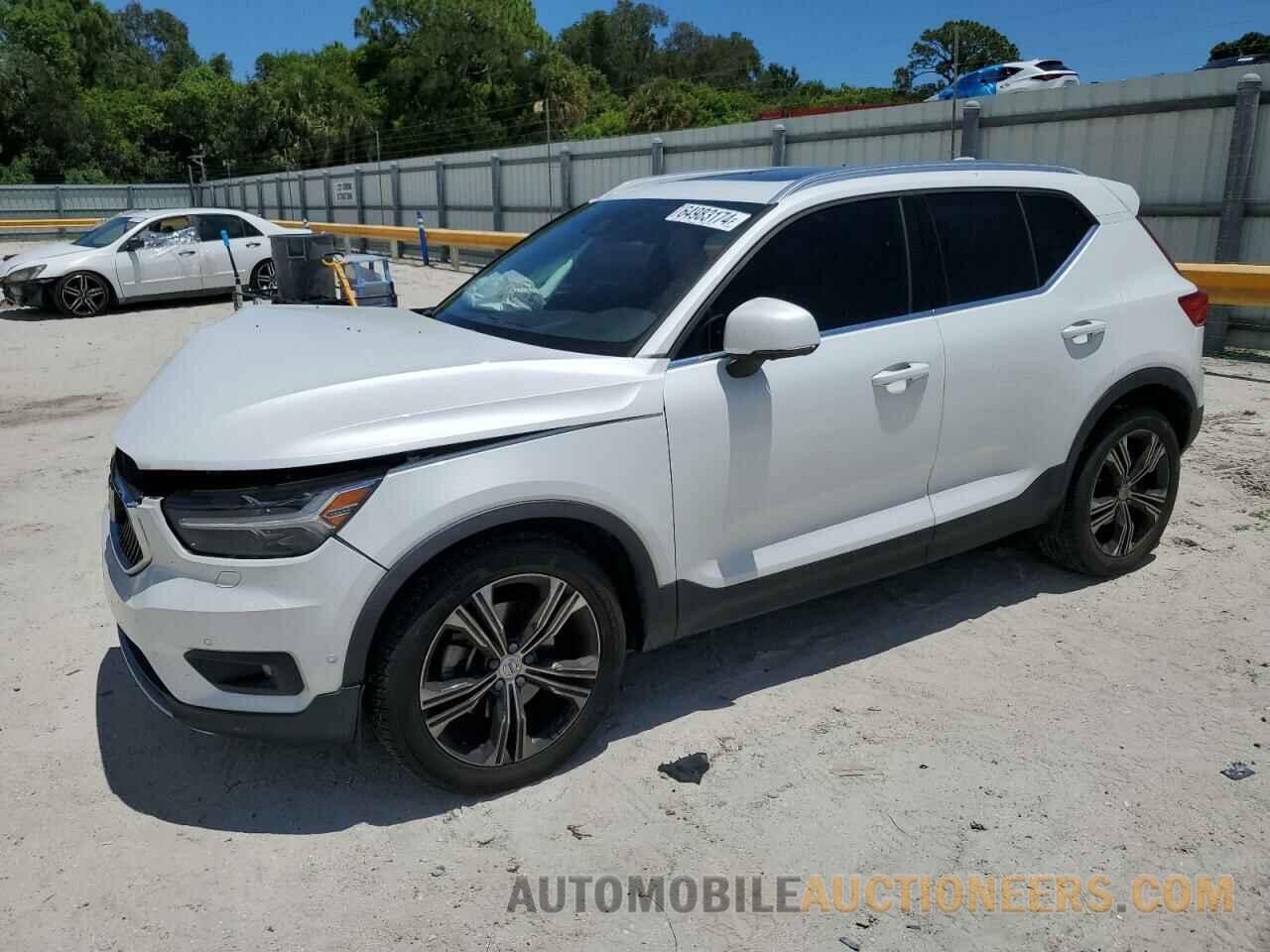 YV4162UL7K2073261 VOLVO XC40 2019