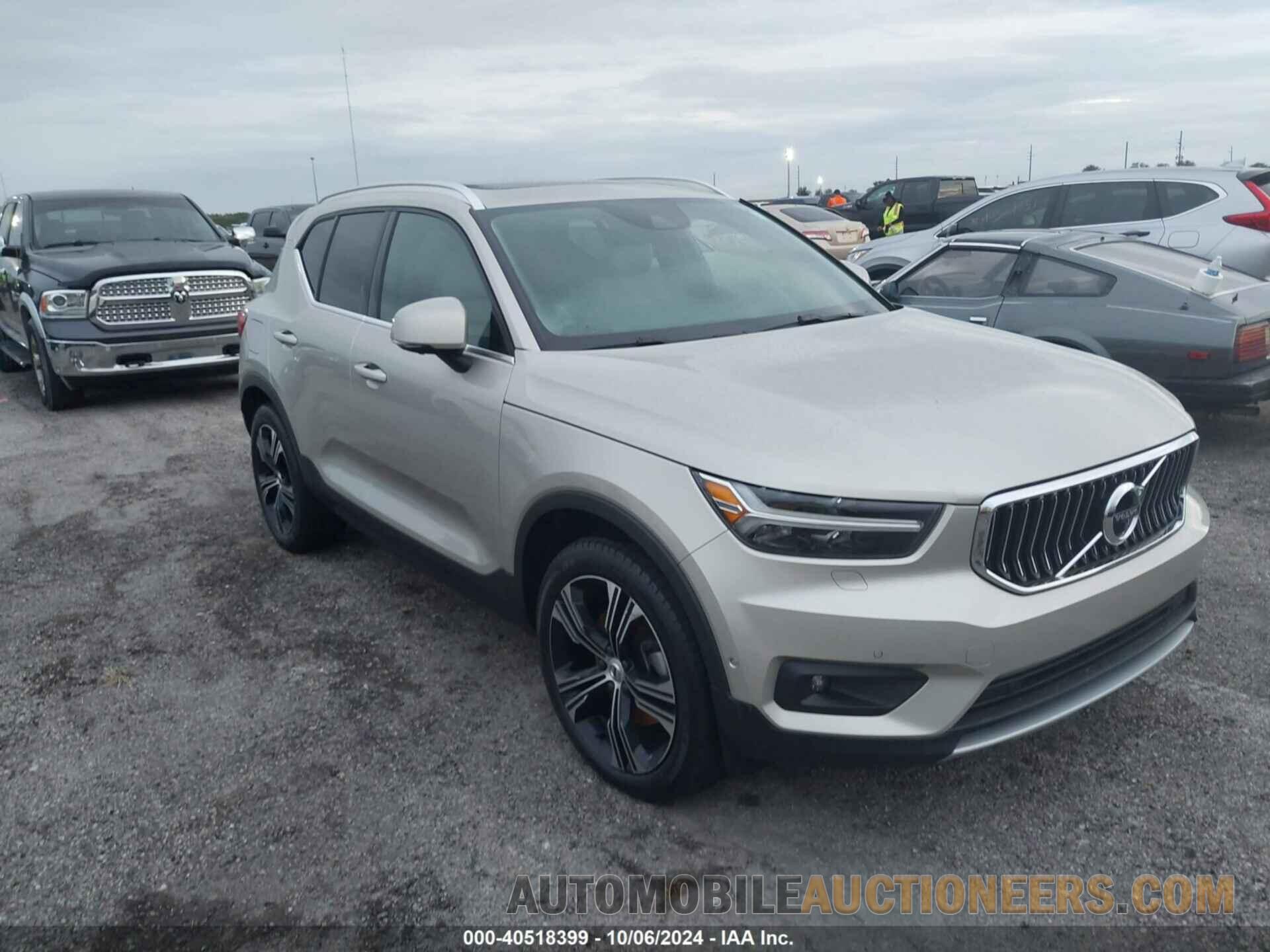 YV4162UL8K2060793 VOLVO XC40 2019