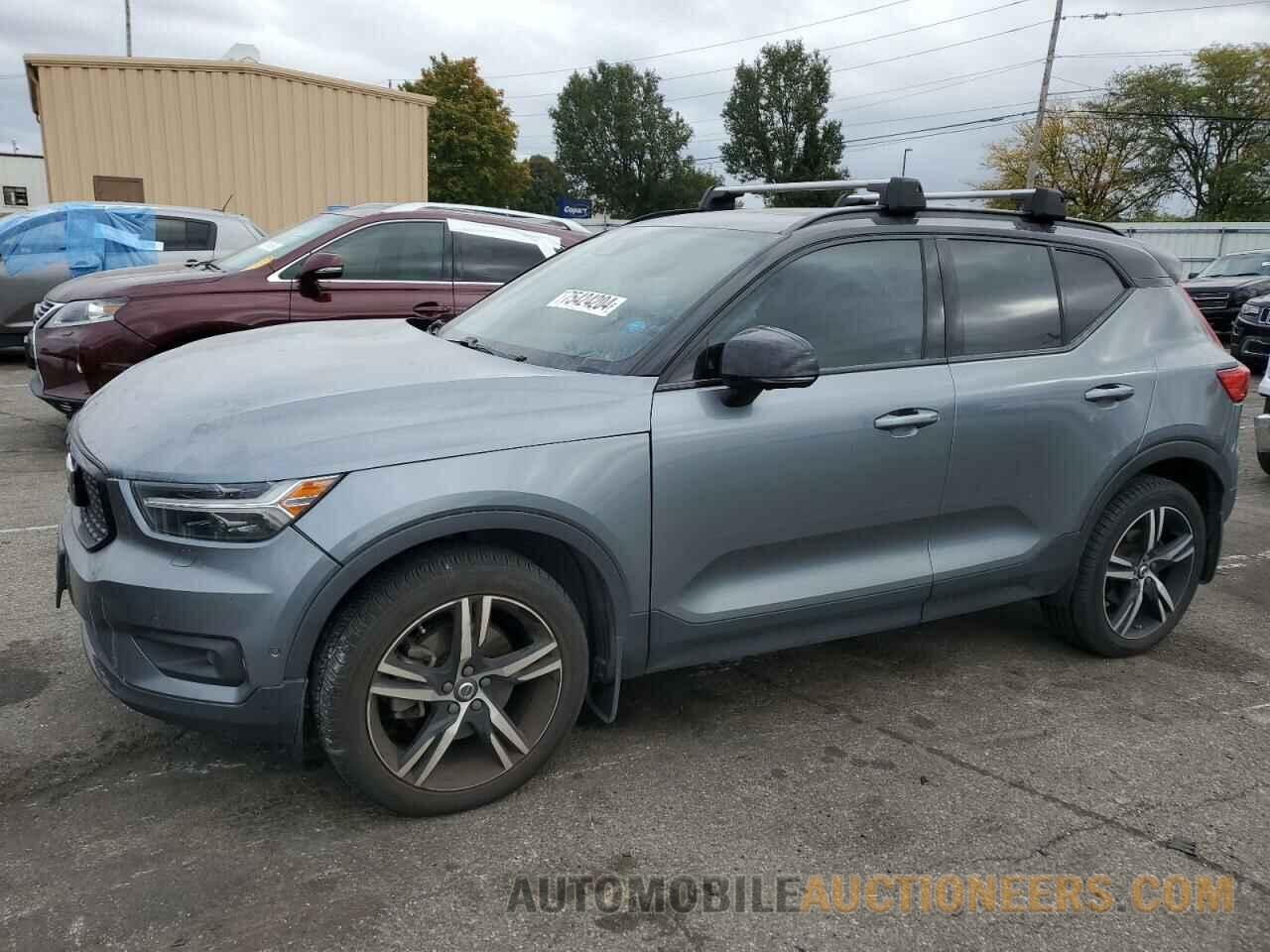 YV4162UM0K2065754 VOLVO XC40 2019