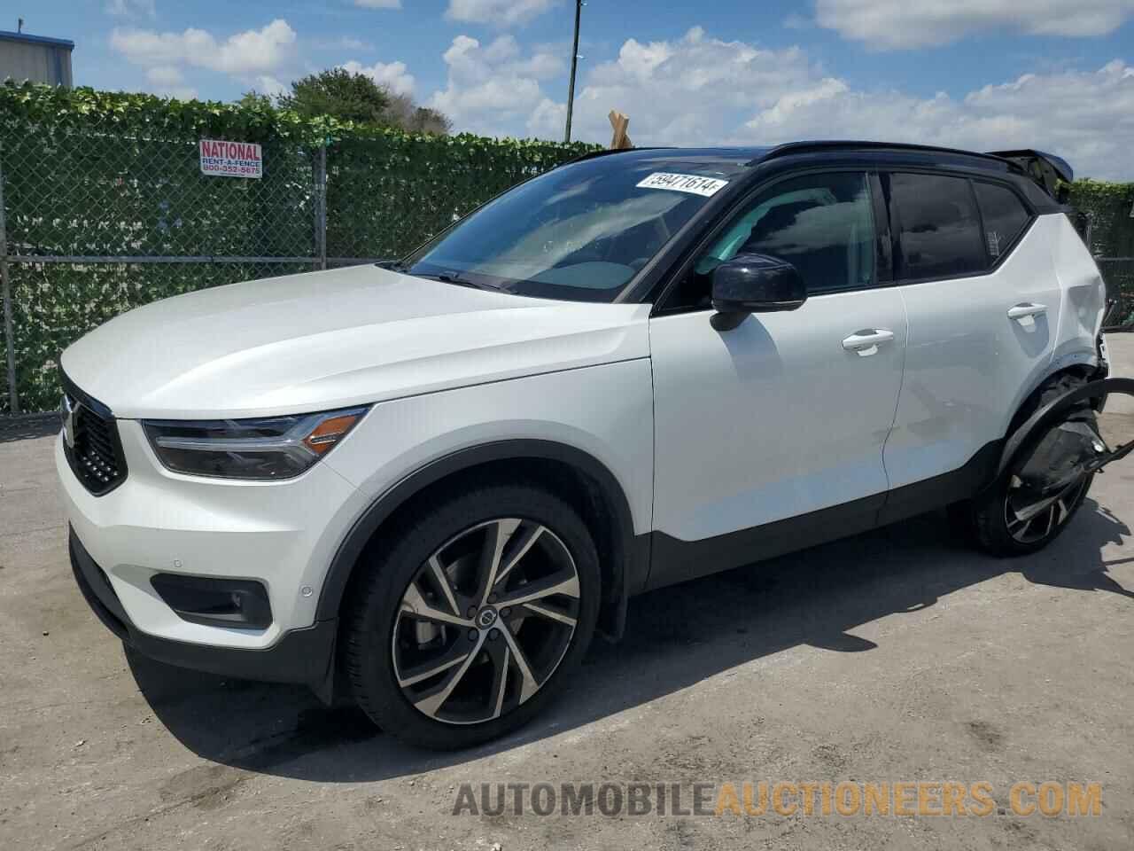 YV4162UM2K2109611 VOLVO XC40 2019