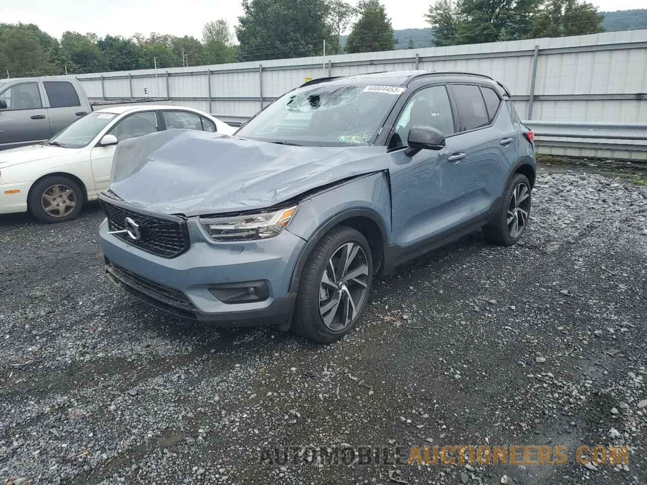 YV4162UM2N2782824 VOLVO XC40 2022