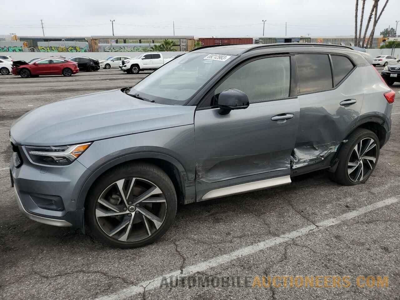 YV4162UM3K2080023 VOLVO XC40 2019