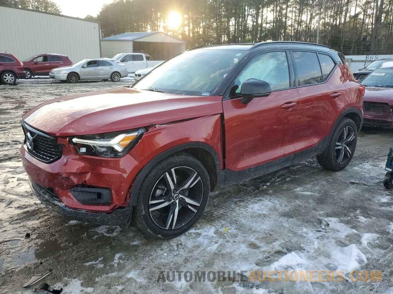 YV4162UM4K2103163 VOLVO XC40 2019