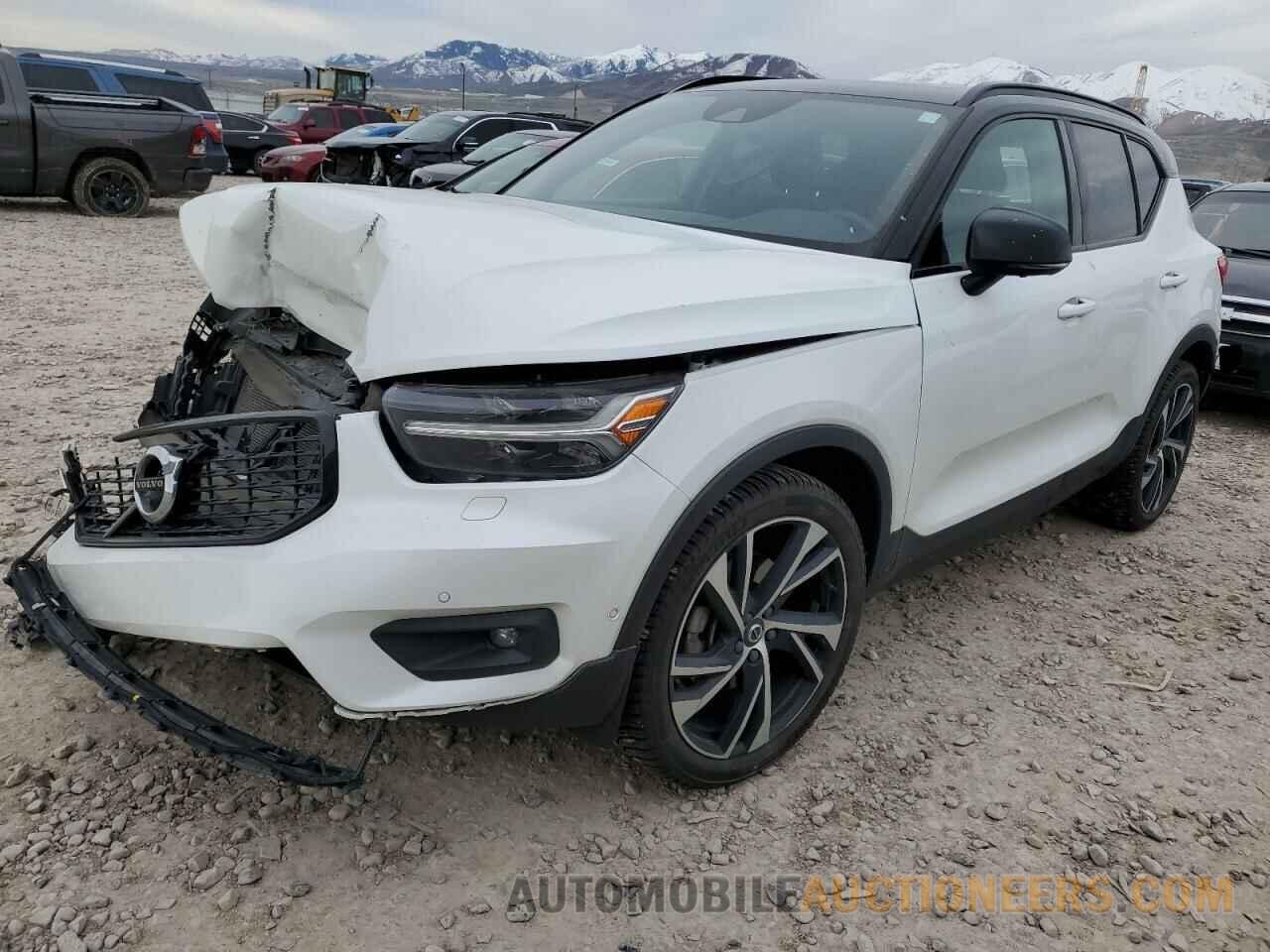 YV4162UM5K2049873 VOLVO XC40 2019