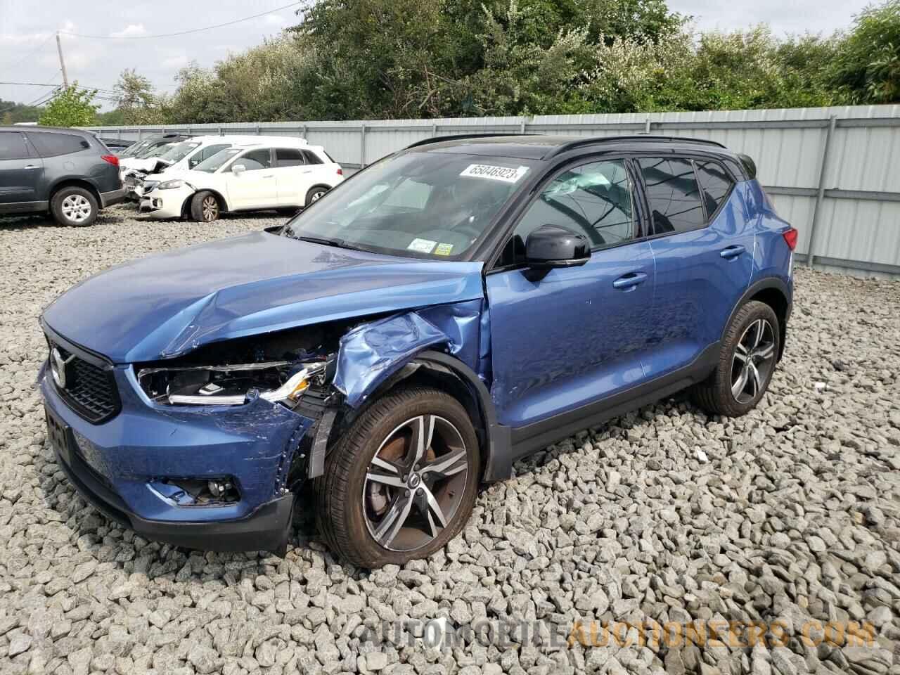 YV4162UM7M2569690 VOLVO XC40 2021