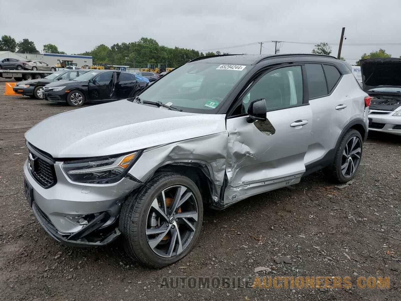 YV4162UM8K2065954 VOLVO XC40 2019