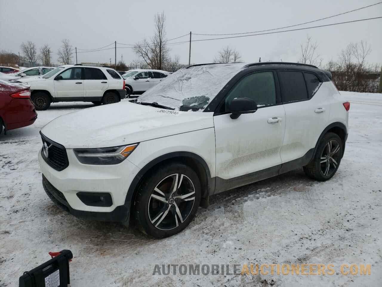 YV4162UM8K2108138 VOLVO XC40 2019