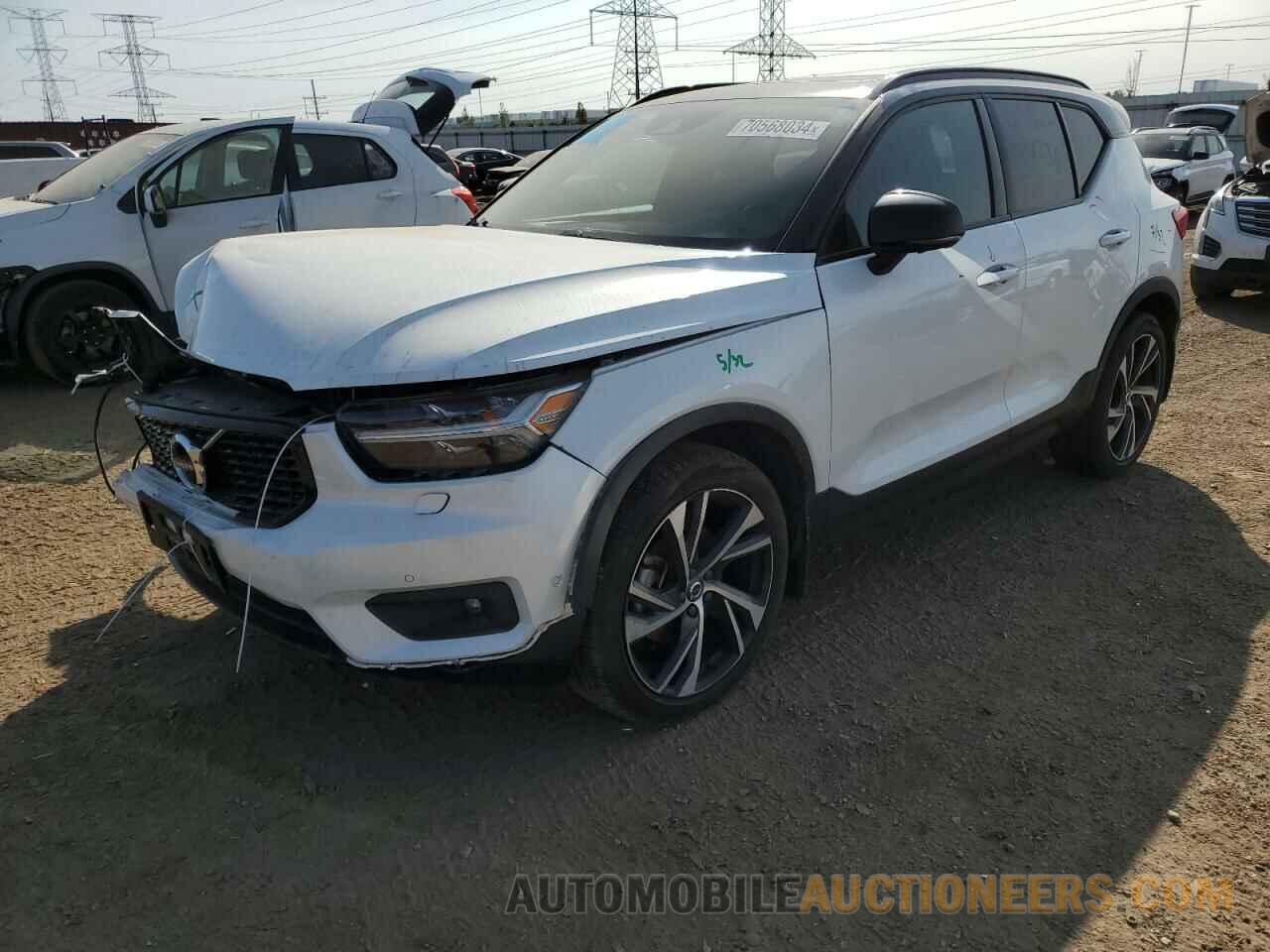 YV4162XZ2K2004929 VOLVO XC40 2019