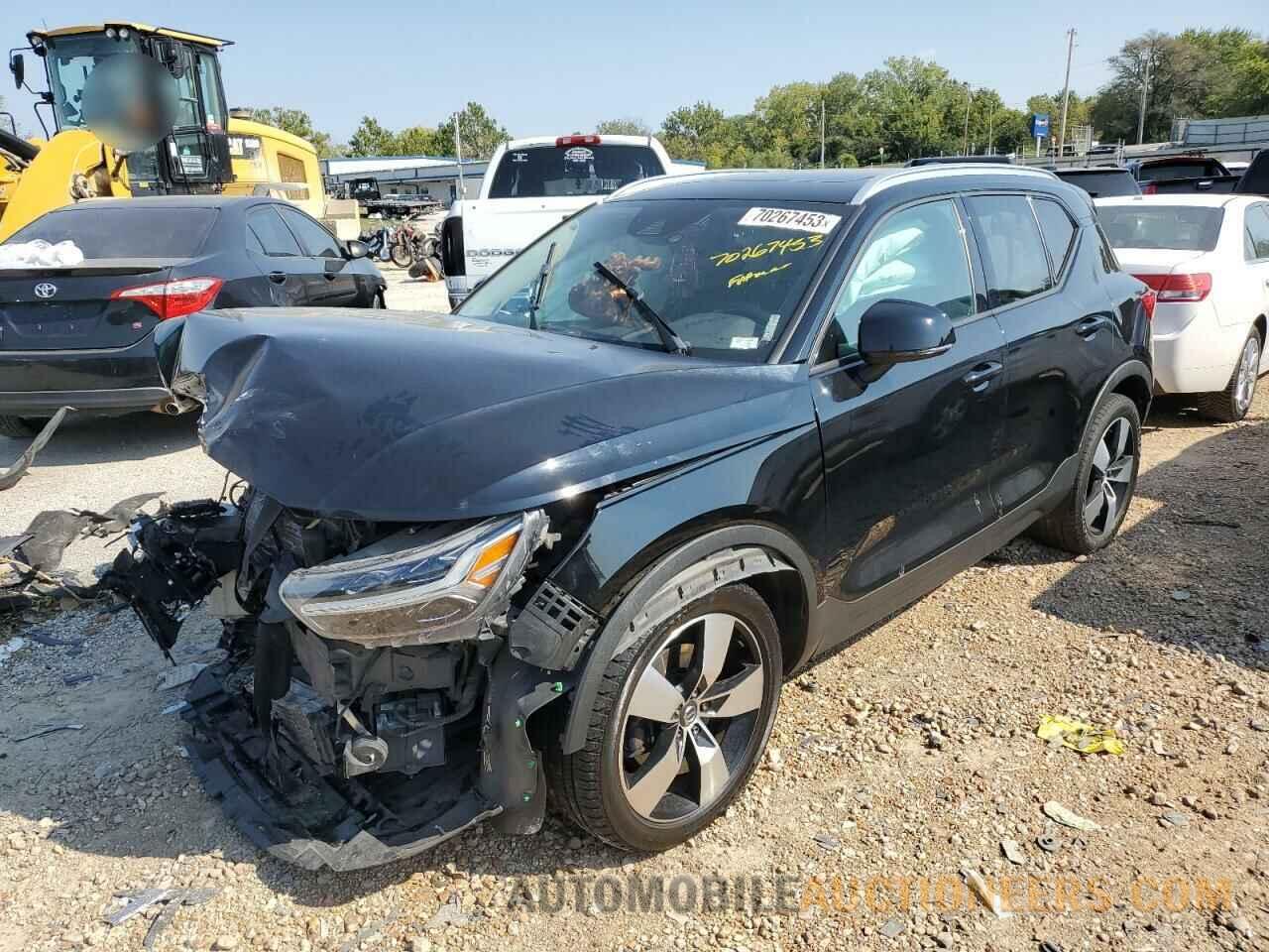 YV4162XZ3K2021593 VOLVO XC40 2019