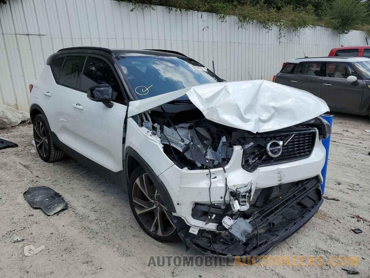 YV4162XZ4K2003457 VOLVO XC40 2019