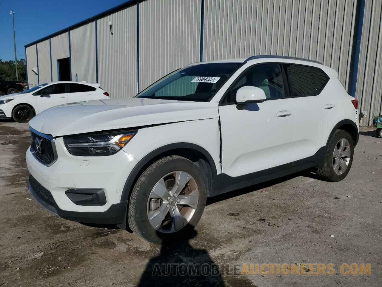 YV4162XZ4K2008562 VOLVO XC40 2019