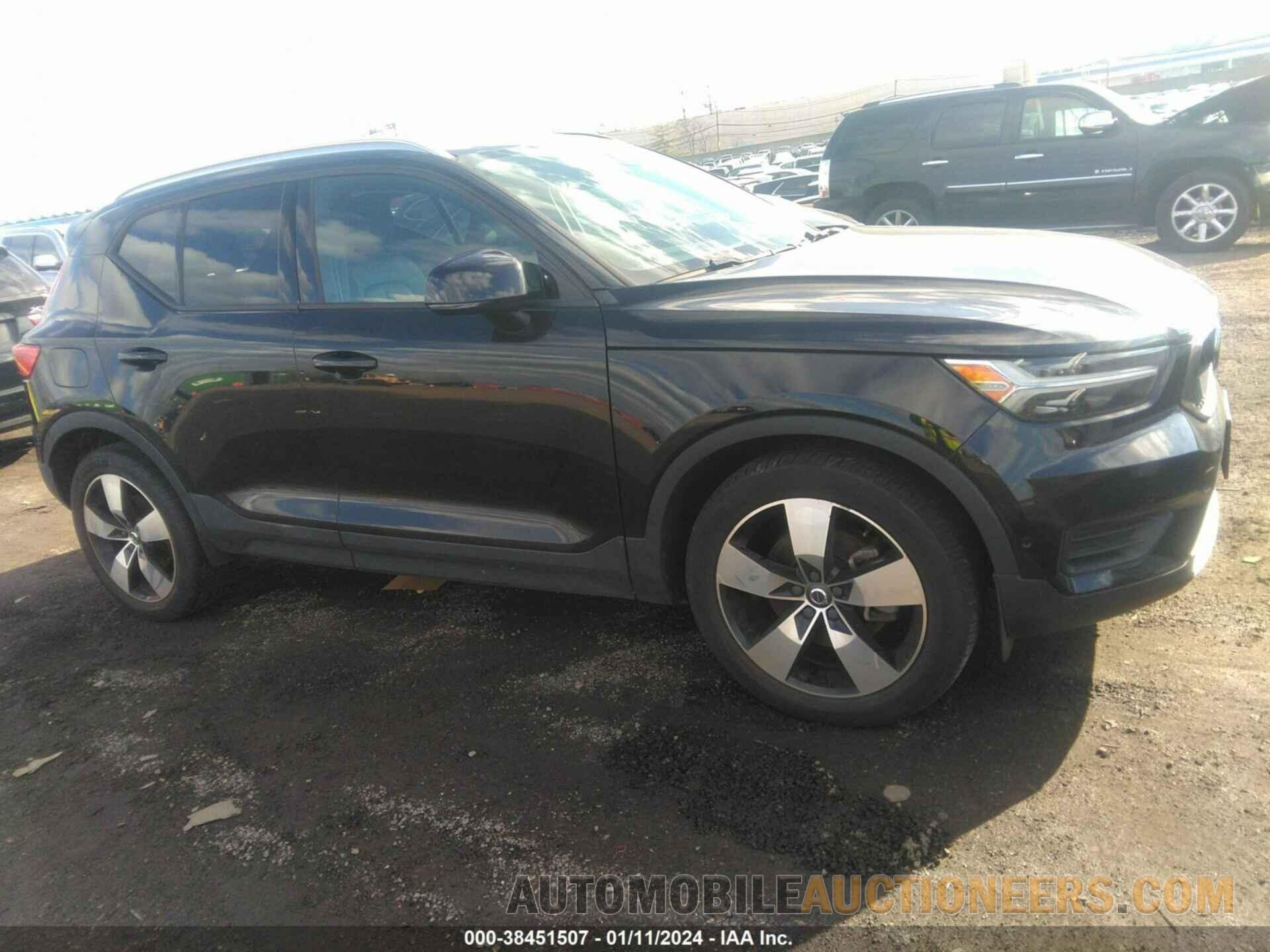 YV4162XZ4K2014880 VOLVO XC40 2019