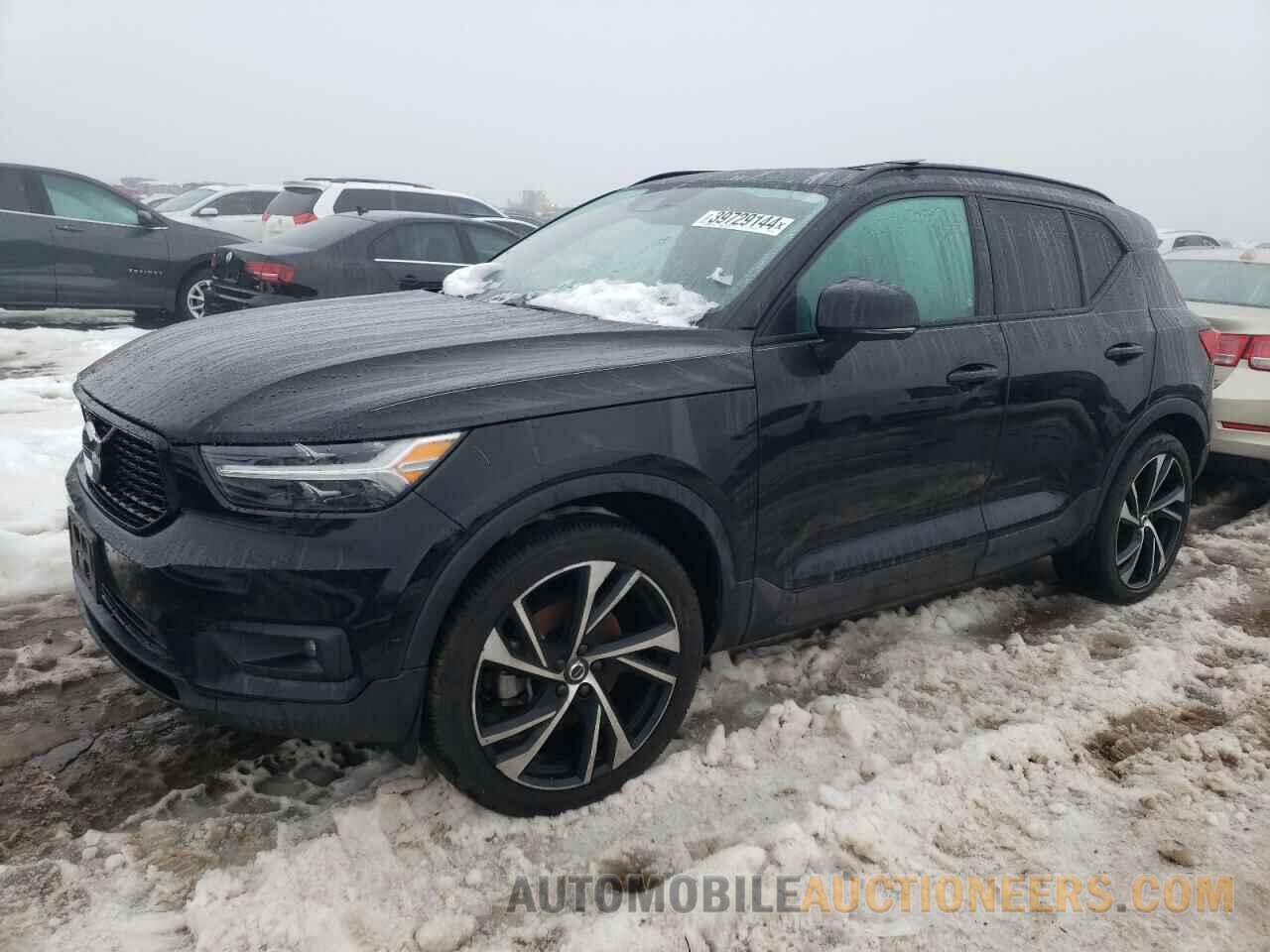 YV4162XZ4K2015754 VOLVO XC40 2019