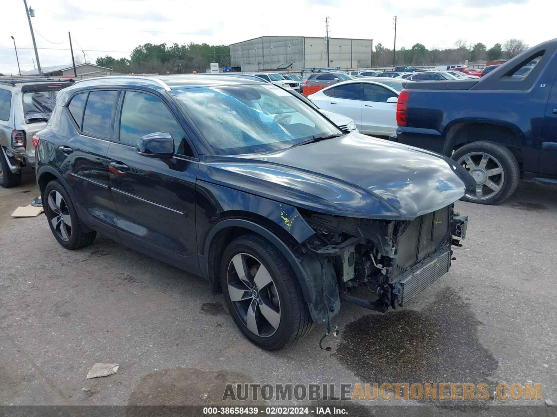 YV4162XZ5K2010272 VOLVO XC40 2019