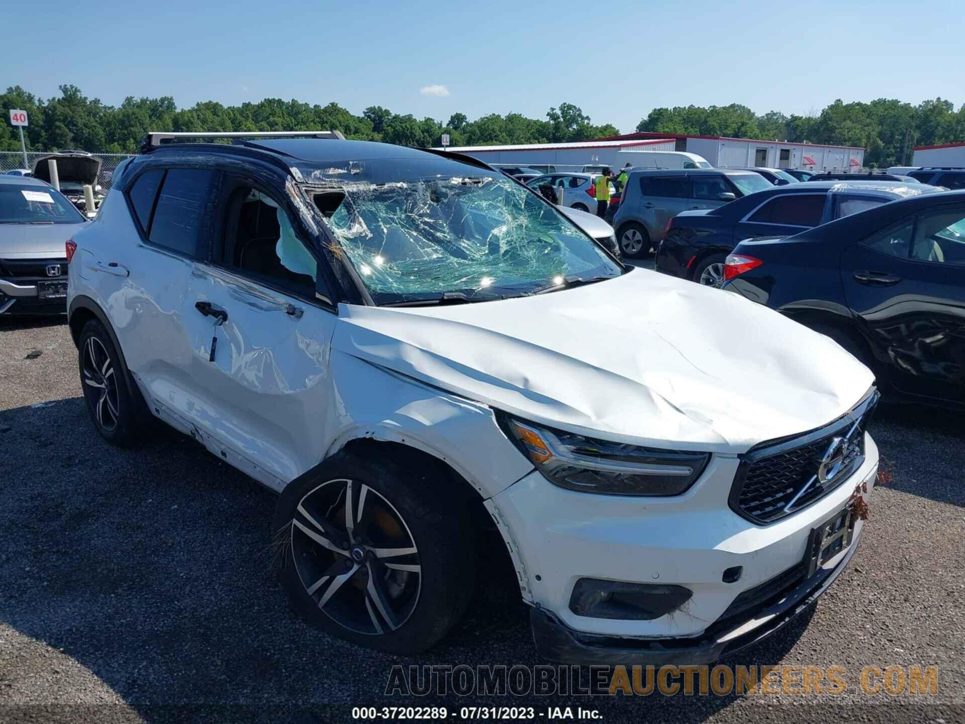 YV4162XZ8K2014297 VOLVO XC40 2019