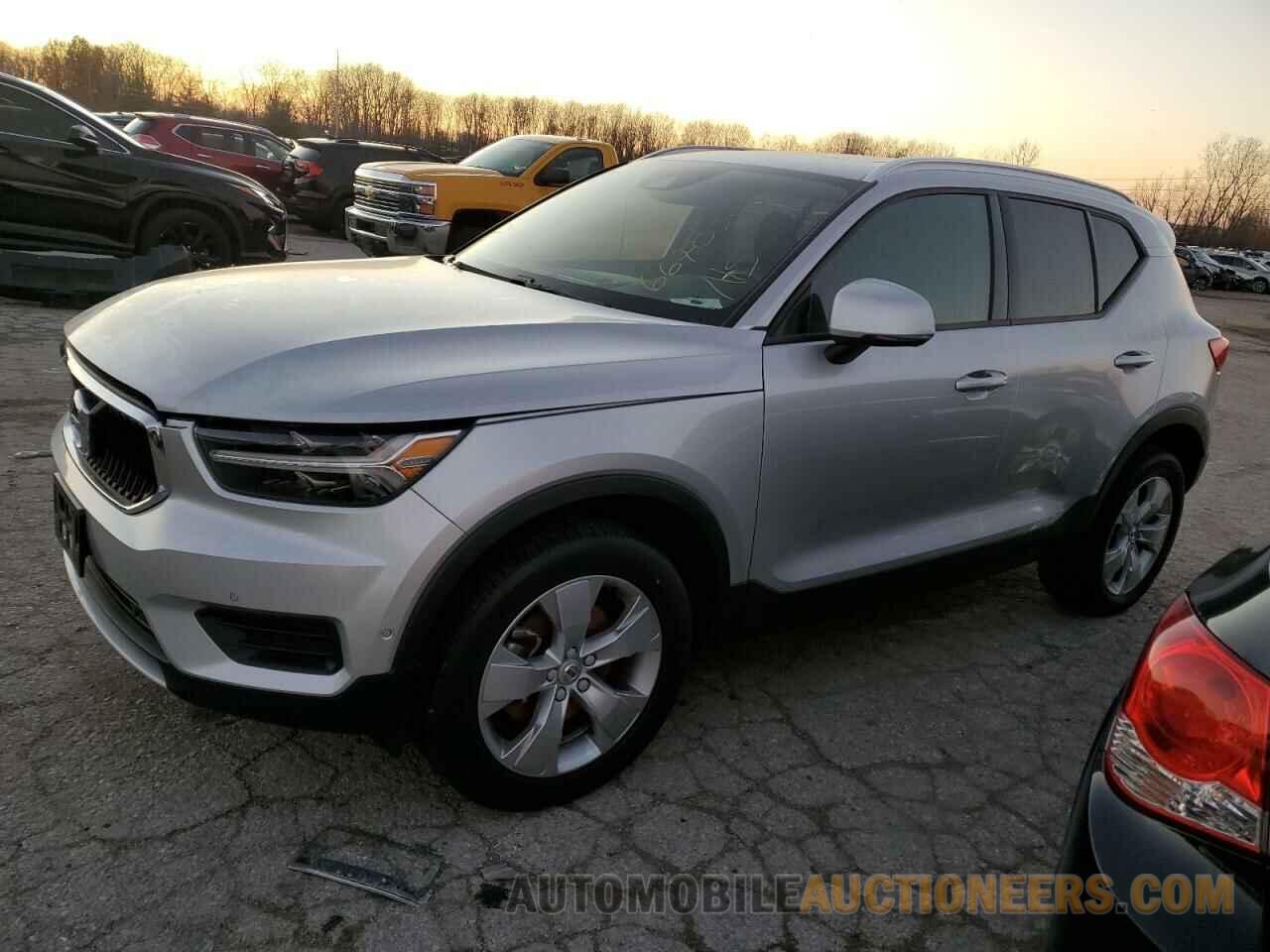 YV4162XZ8K2014798 VOLVO XC40 2019