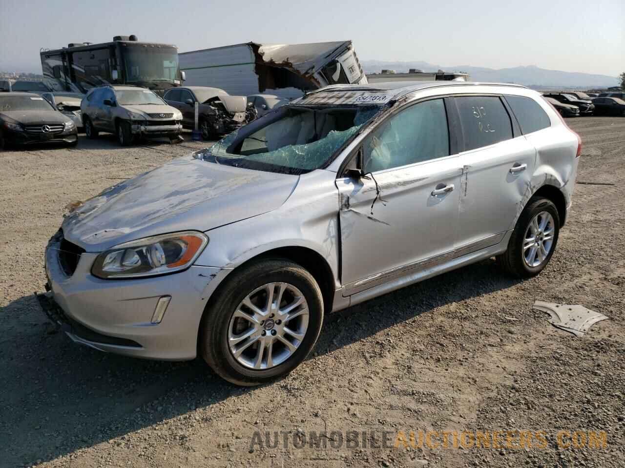 YV426MDBXF2615191 VOLVO XC60 2015