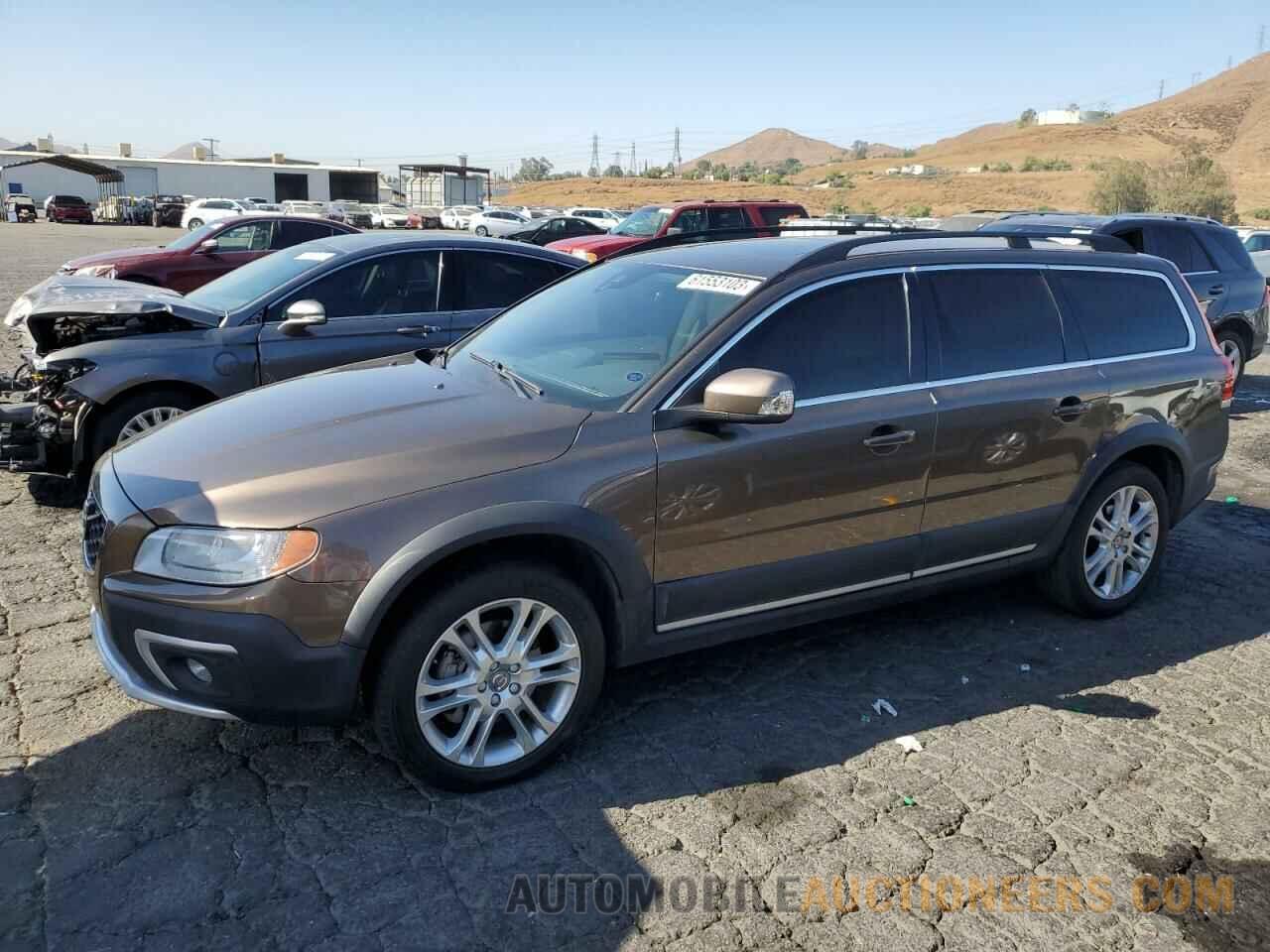 YV440MBK1G1237749 VOLVO XC70 2016