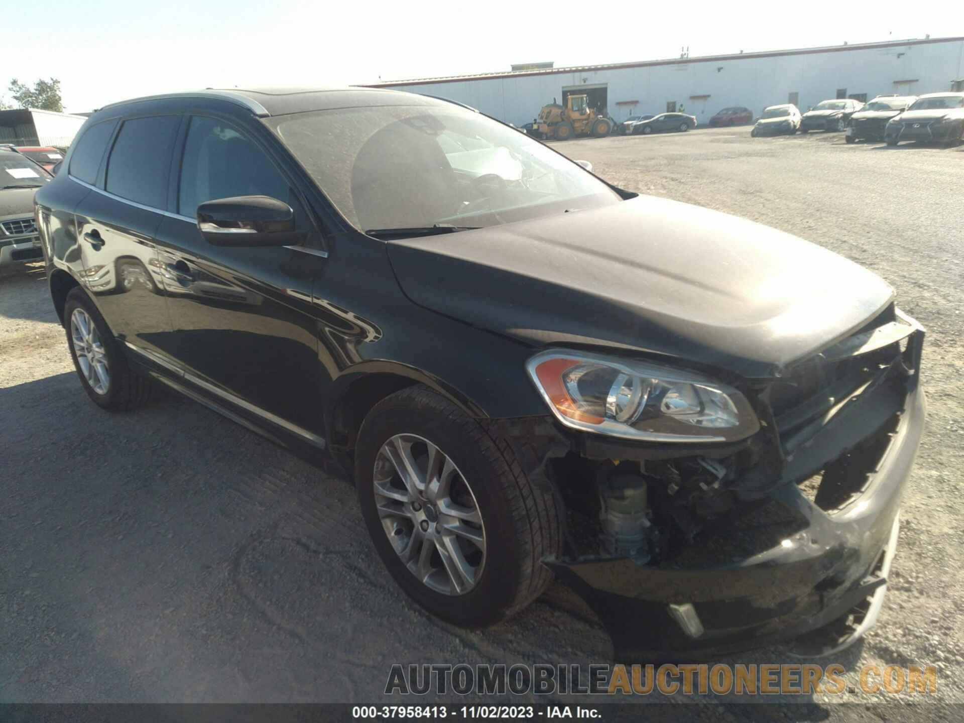 YV440MDK2G2833153 VOLVO XC60 2016