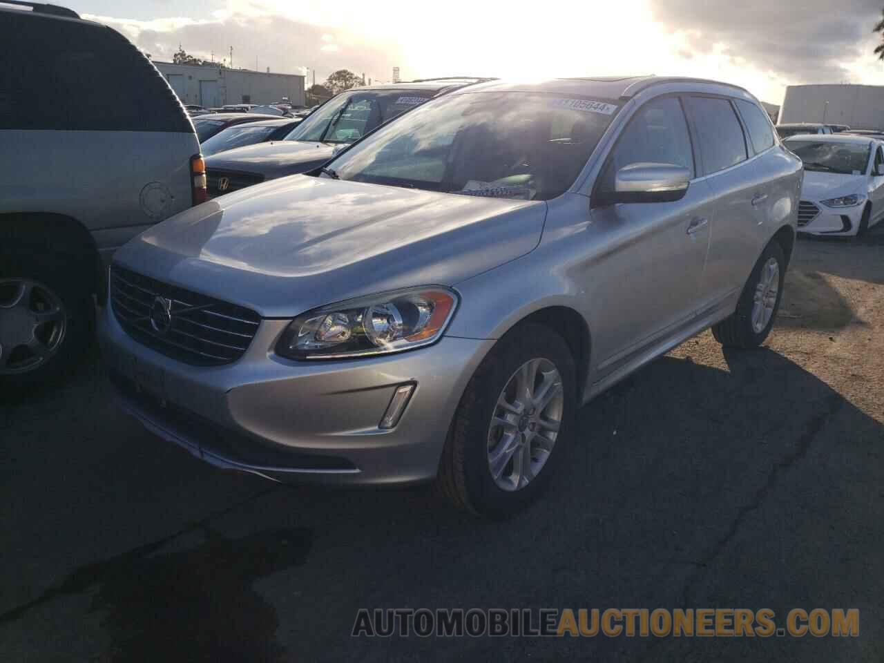 YV440MDK3F2758767 VOLVO XC60 2015