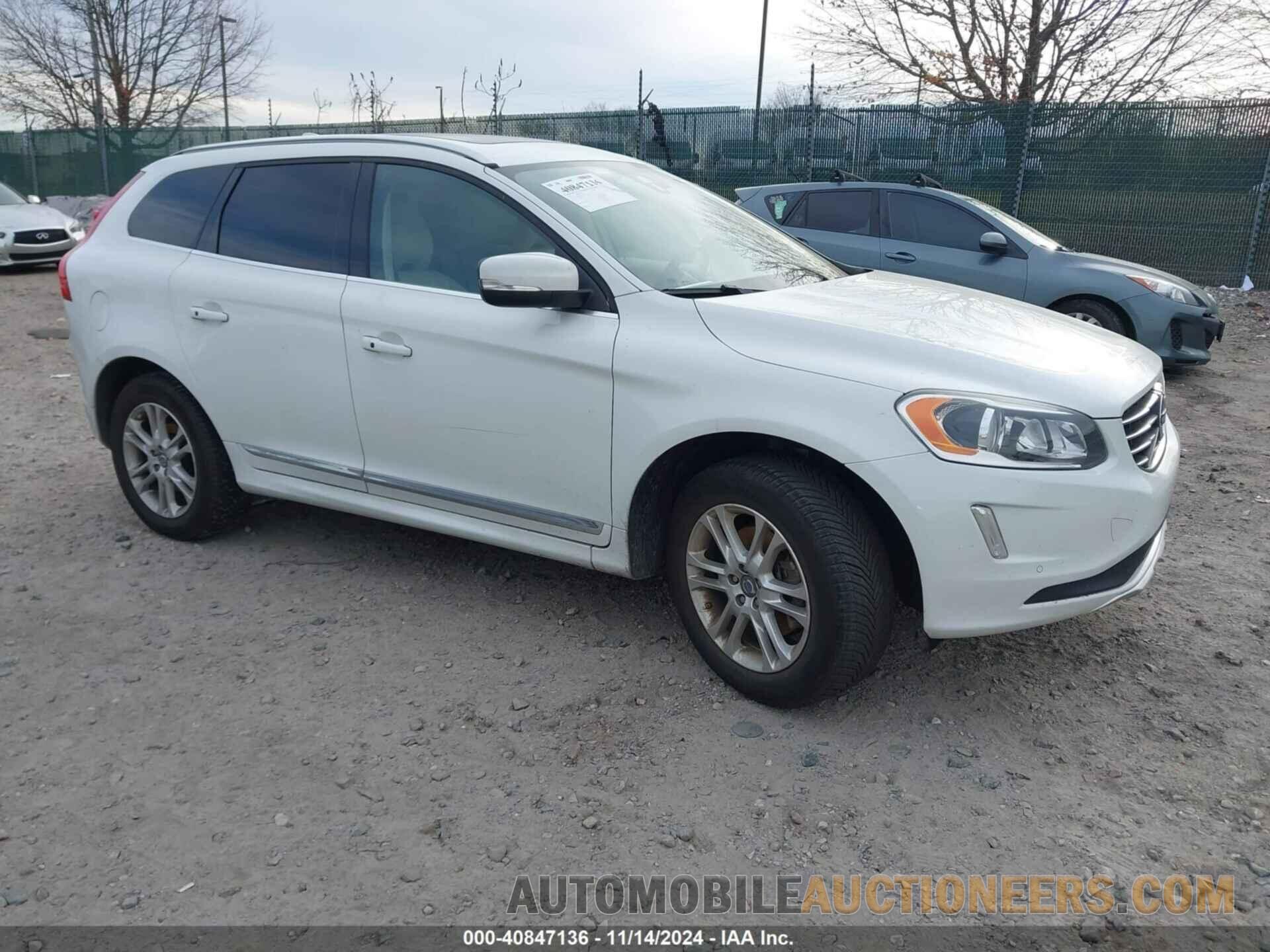 YV440MDK5F2675387 VOLVO XC60 2015