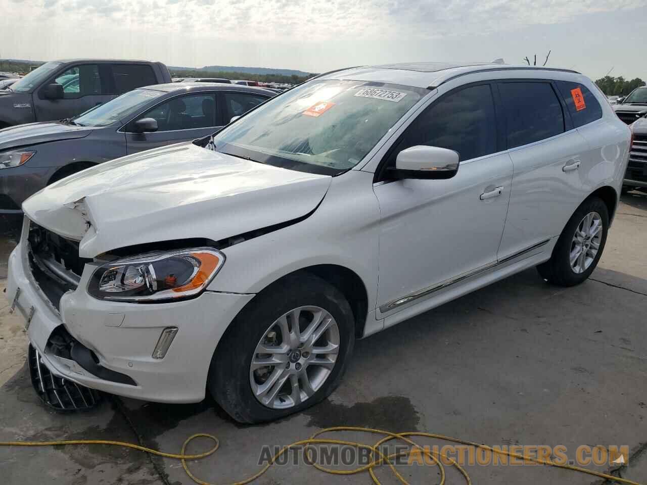 YV440MDM0F2731382 VOLVO XC60 2015