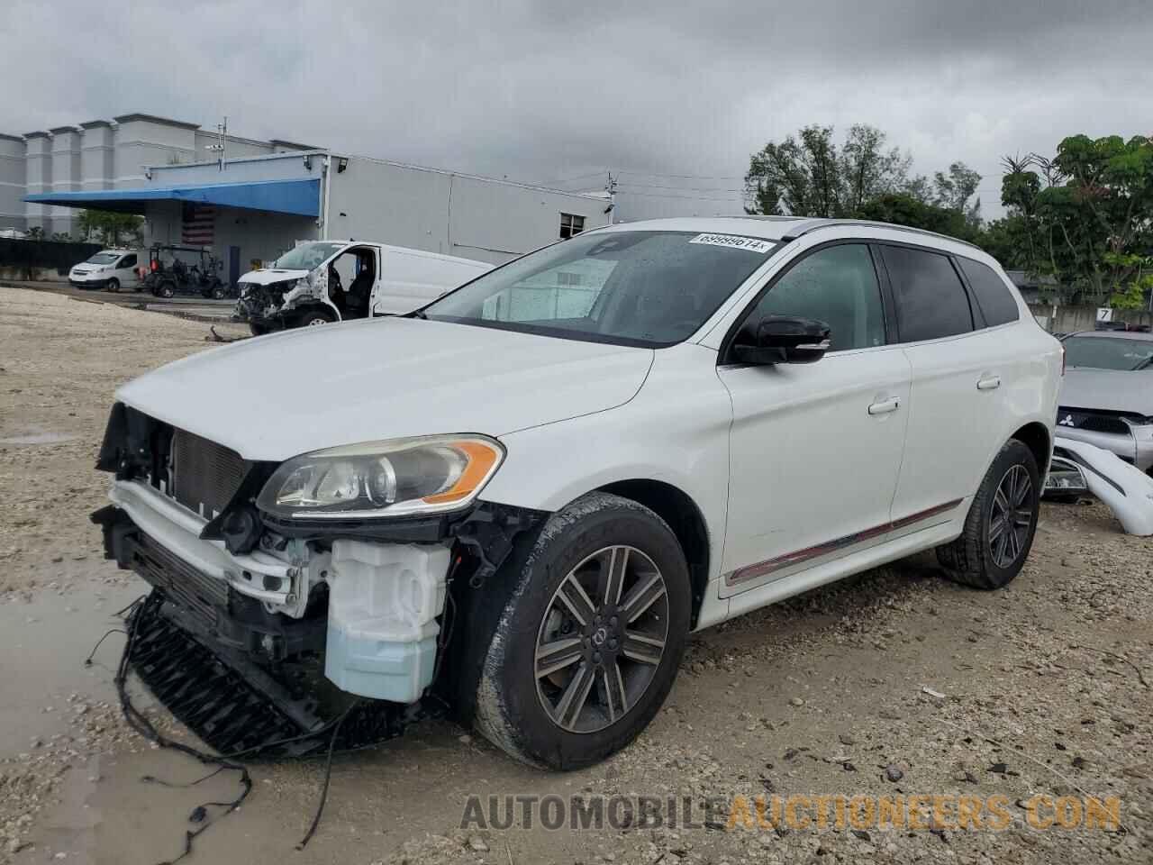 YV440MDR2H2120168 VOLVO XC60 2017