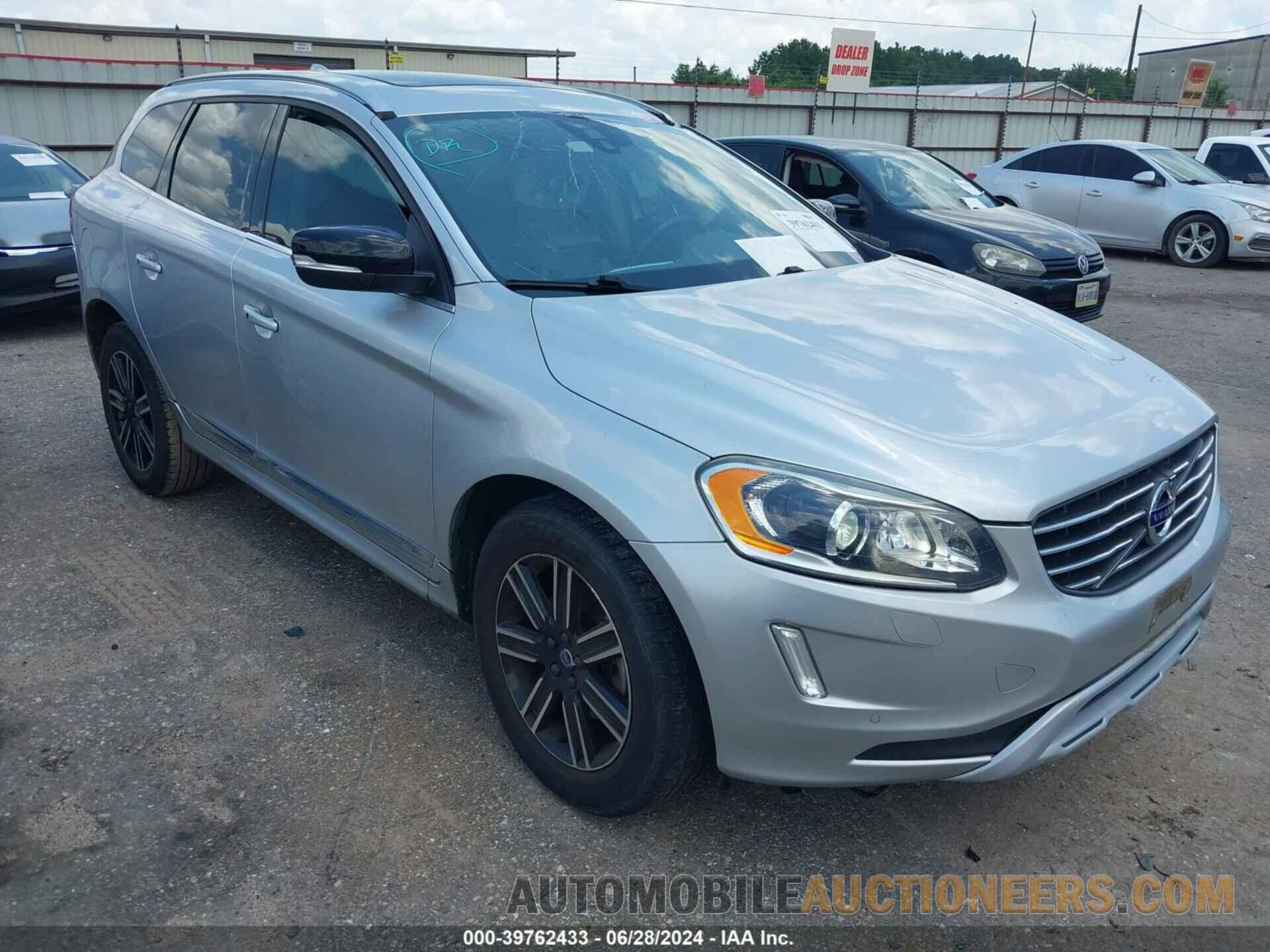 YV440MDR3H2095443 VOLVO XC60 2017