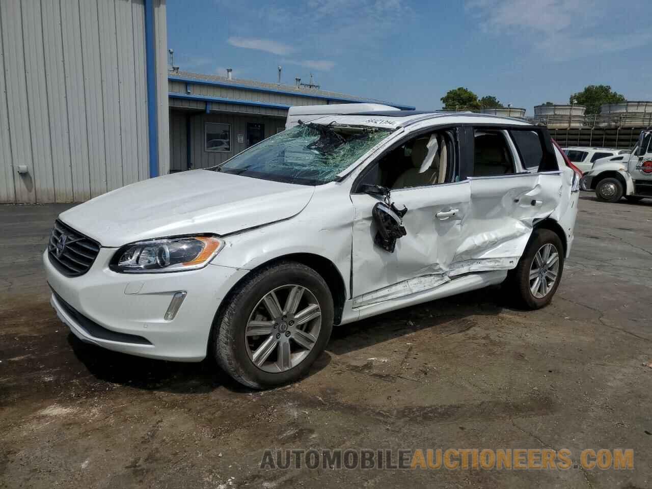 YV440MDU1H2023225 VOLVO XC60 2017