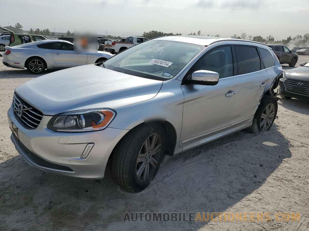 YV440MDU2H2061014 VOLVO XC60 2017