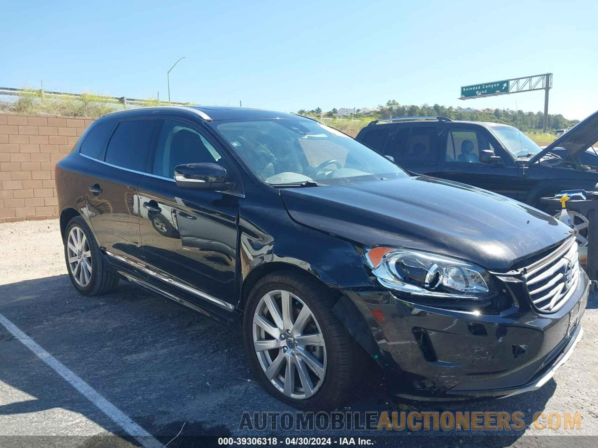 YV440MDU2H2061708 VOLVO XC60 2017