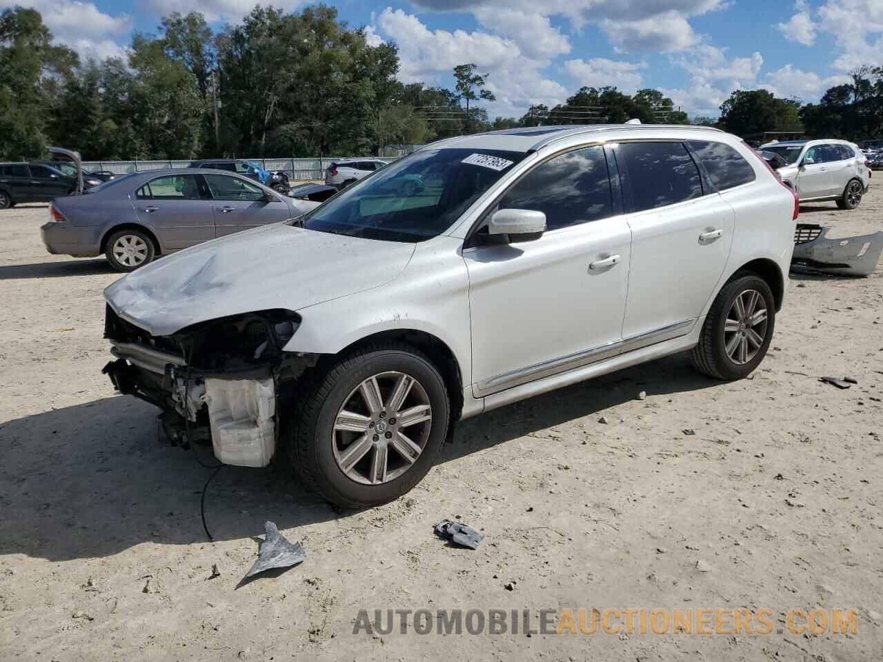 YV440MDU8H2038093 VOLVO XC60 2017